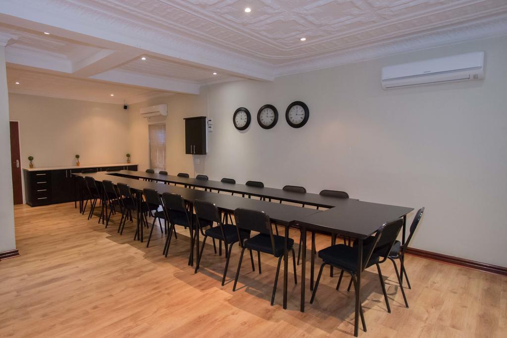 The Nightingale Guesthouse Bloemfontein Exterior photo