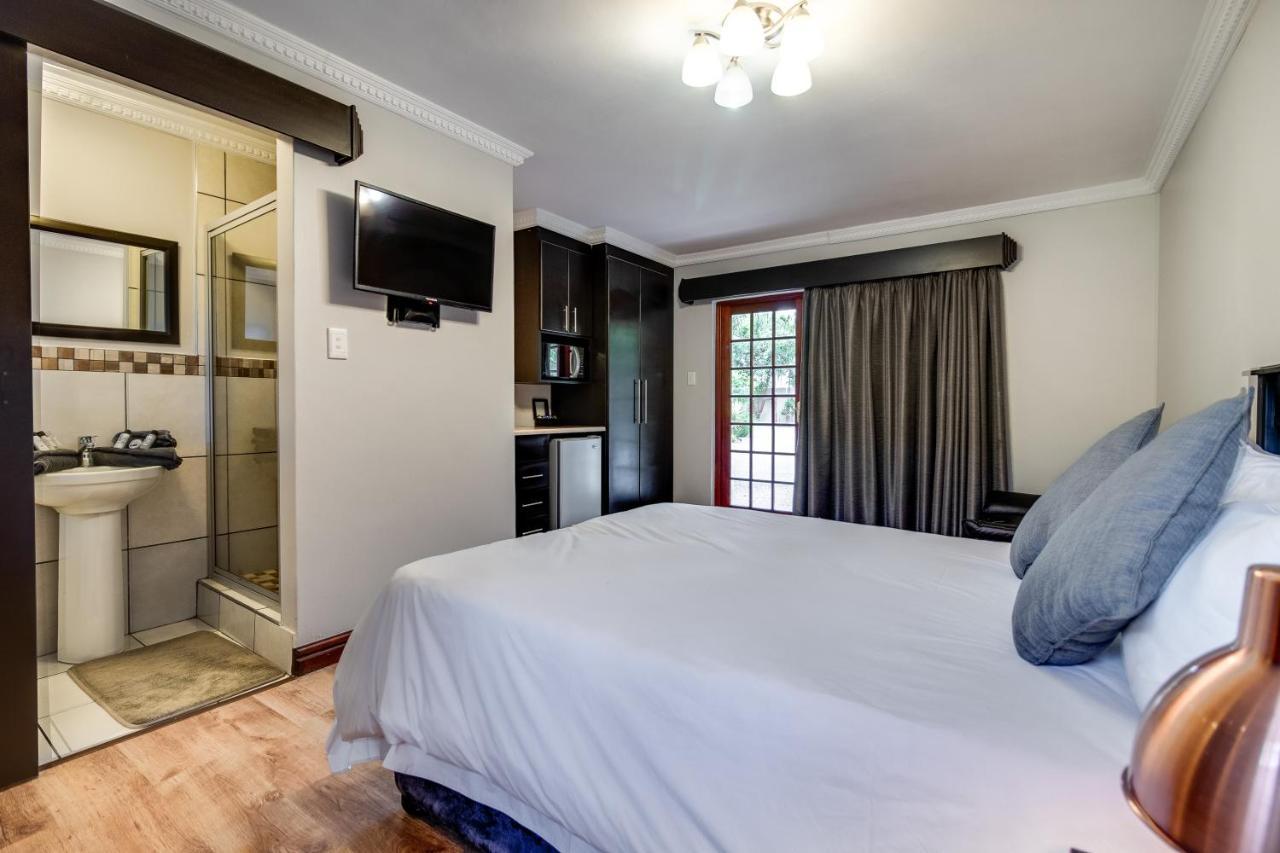The Nightingale Guesthouse Bloemfontein Exterior photo