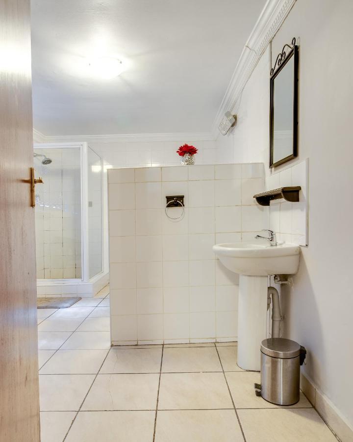 The Nightingale Guesthouse Bloemfontein Exterior photo