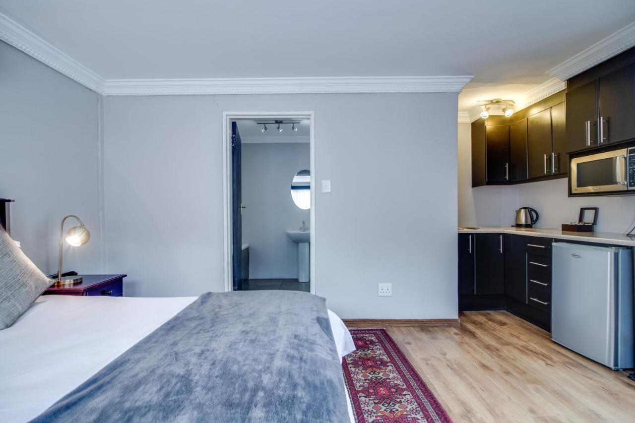 The Nightingale Guesthouse Bloemfontein Exterior photo